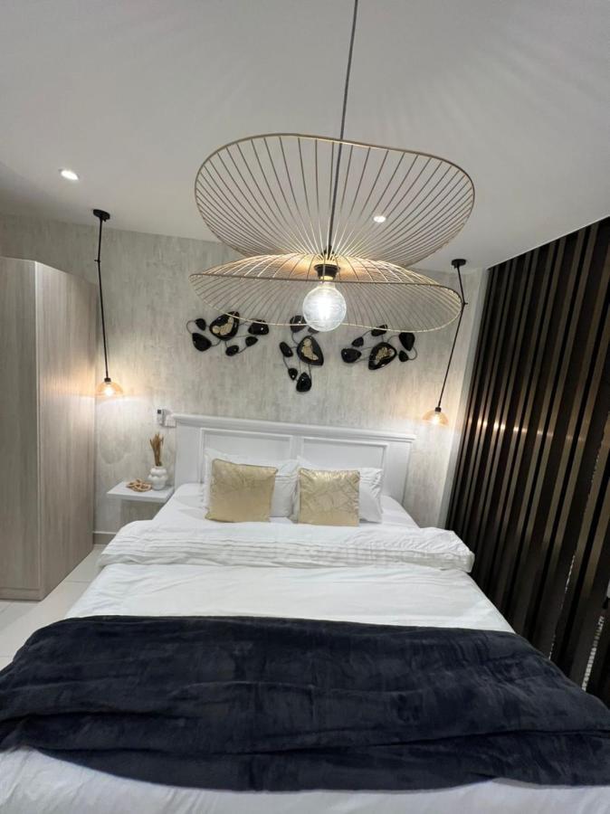 The Lennox Luxury Apartment Accra Exteriör bild