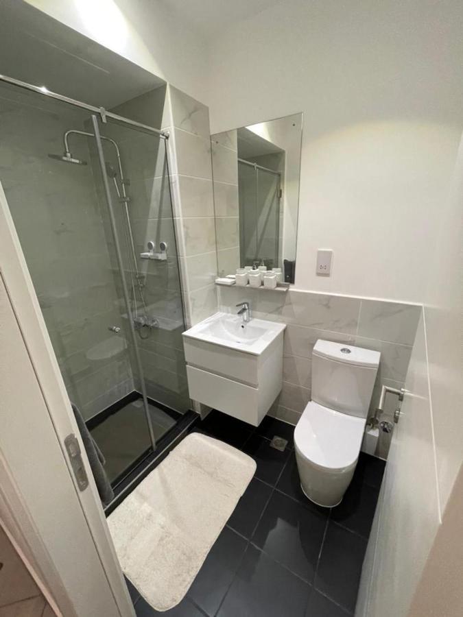 The Lennox Luxury Apartment Accra Exteriör bild