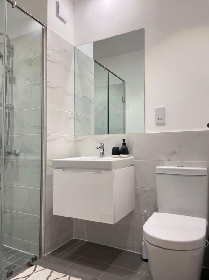 The Lennox Luxury Apartment Accra Exteriör bild