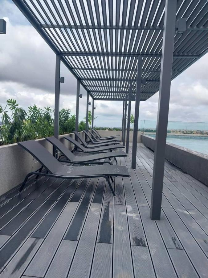 The Lennox Luxury Apartment Accra Exteriör bild