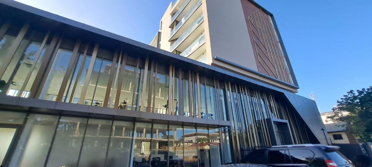 The Lennox Luxury Apartment Accra Exteriör bild