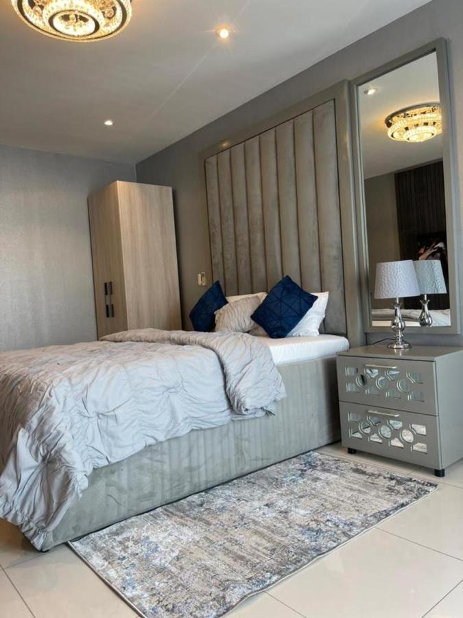 The Lennox Luxury Apartment Accra Exteriör bild